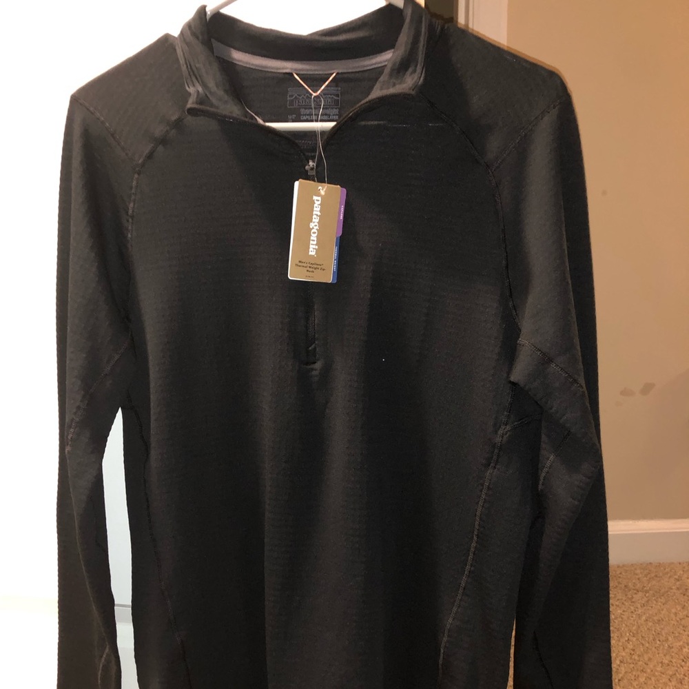 Patagonia men’s long sleeve capilene base layer